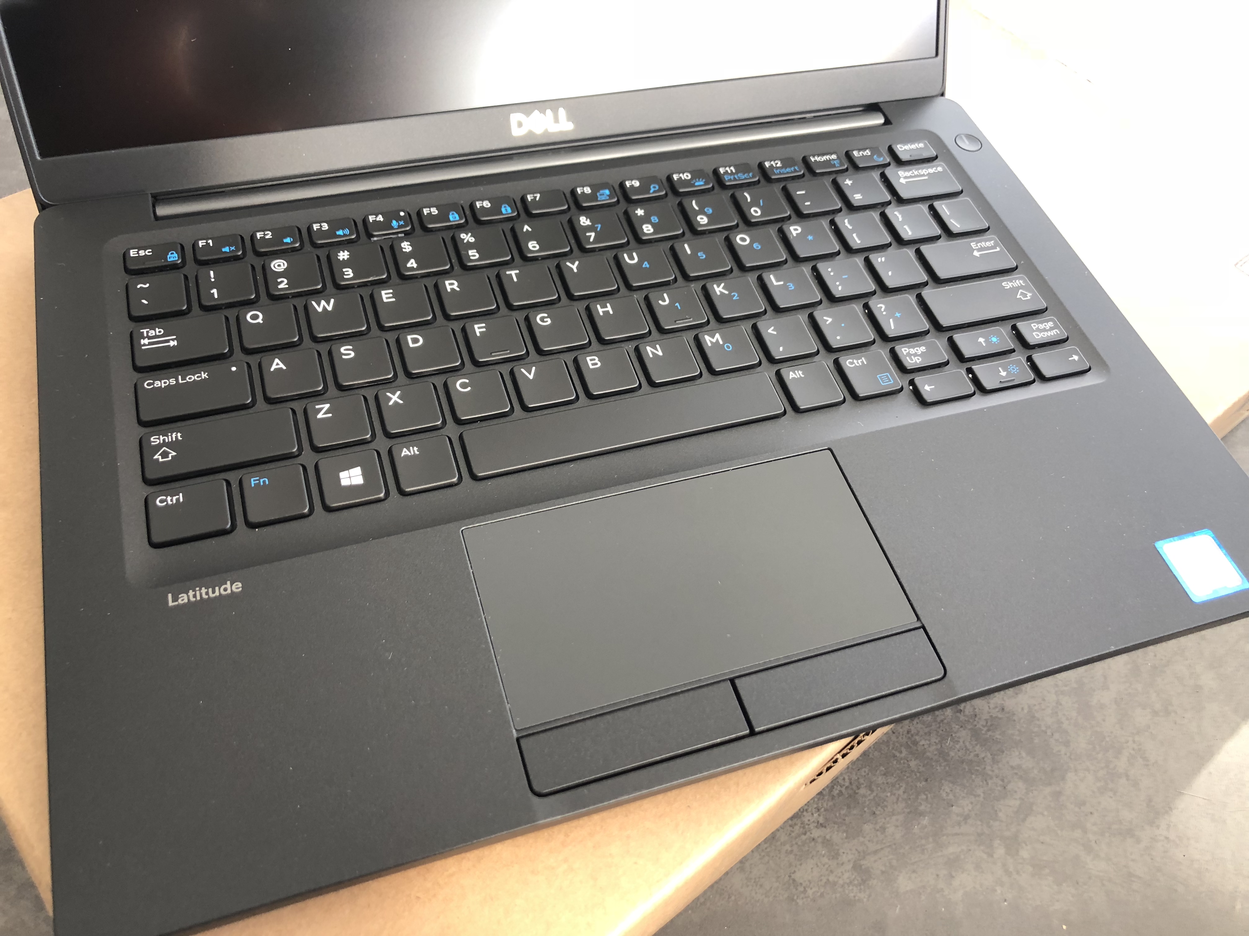 Dell Latitude 7380 Core i7 2,8Ghz 8GB RAM is 256GB SSD 13,3